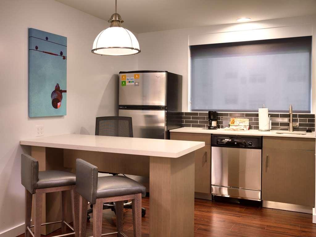 Hyatt House Chicago Medical/University District Room photo